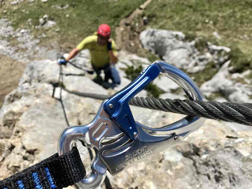 Auf dem 5 Gipfel Klettersteig im Rofan 