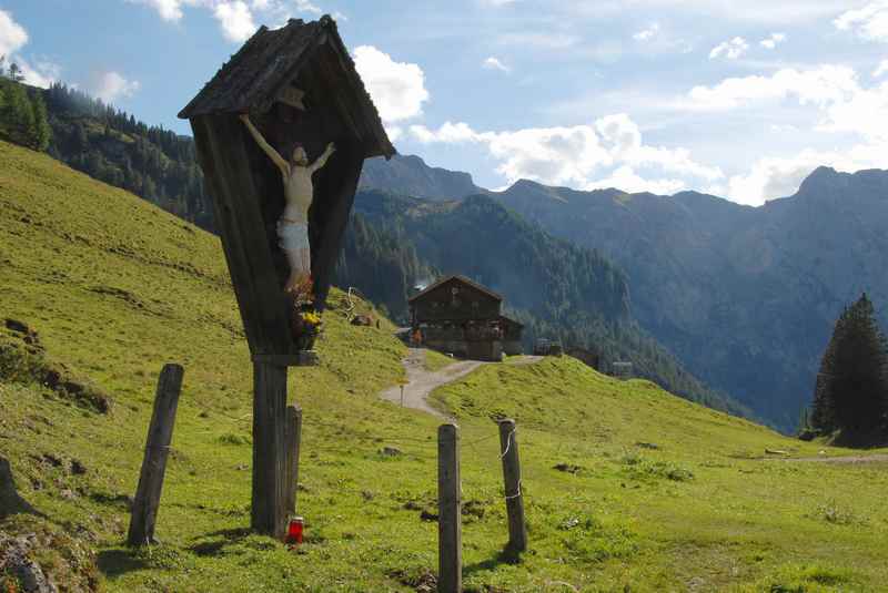 Vom Achensee mountainbiken auf die Bärenbadalm im Karwendelgebirge