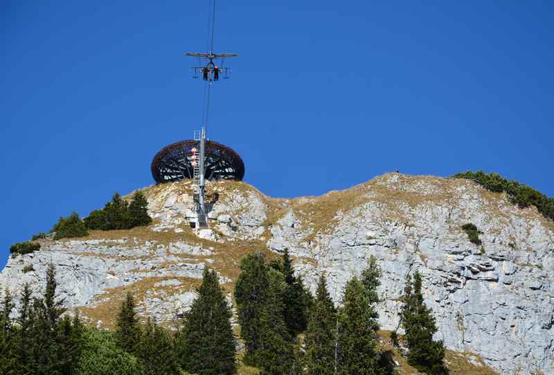 Der Air Rofan Flug vom Adlerhorst am Gschöllkopf in Richtung Achensee