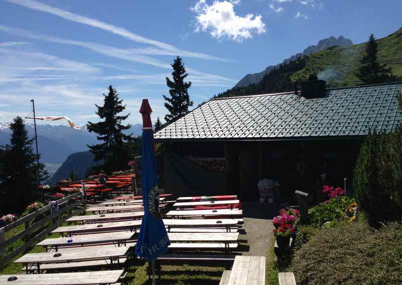 Die Bodensteinalm in Innsbruck auf der Nordkette, unterhalb der Seegrube im Karwendel