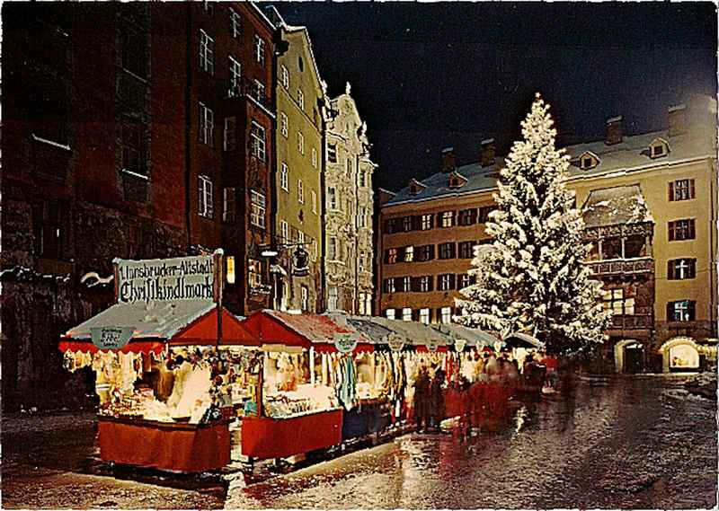 Der Christkindlmarkt in Innsbruck hat Tradition: 1973 wurde der Weihnachtsmarkt beim goldenen Dachl das erste Mal veranstaltet, Foto: Advent in Tirol