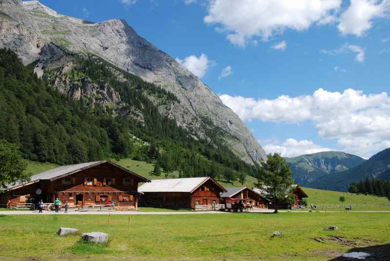 E-Biken von Vorderriß nach Hinterriß zur Engalm am Ahornboden, tolle E-Biketour im Karwendel