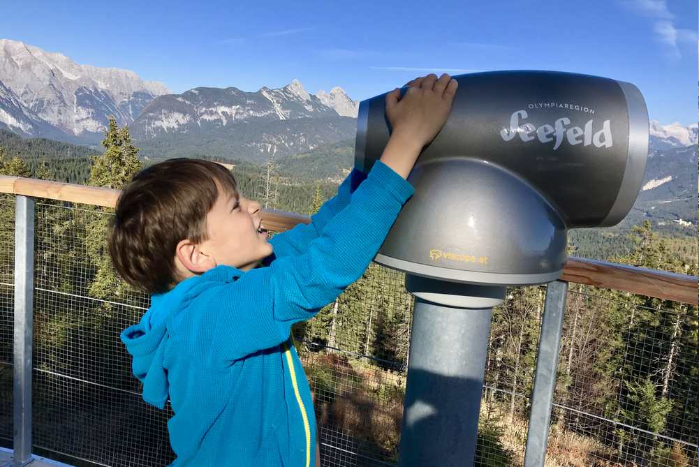 Zum Aussichtspunkt am Brunschkopf in Seefeld wandern mit Kindern 