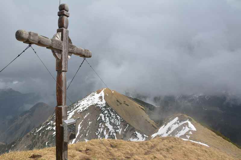 Auf die Fleischbank in Hinterriss wandern, der Gipfel leider in Wolken