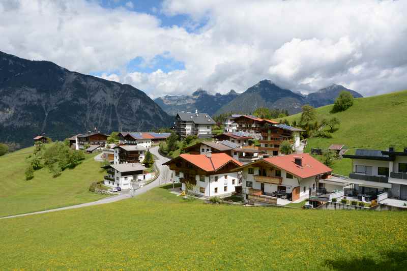 Durch die Bergsiedlungen wandern nach Hochgallzein