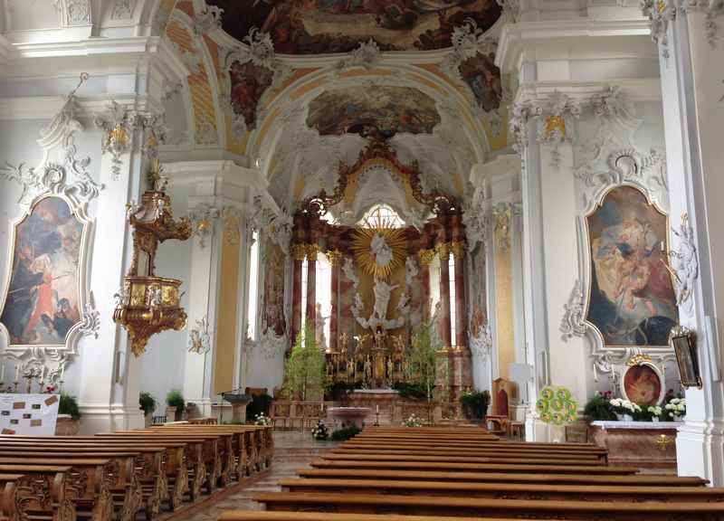 Die Wallfahrtskirche in St. Georgenberg, viel Barock