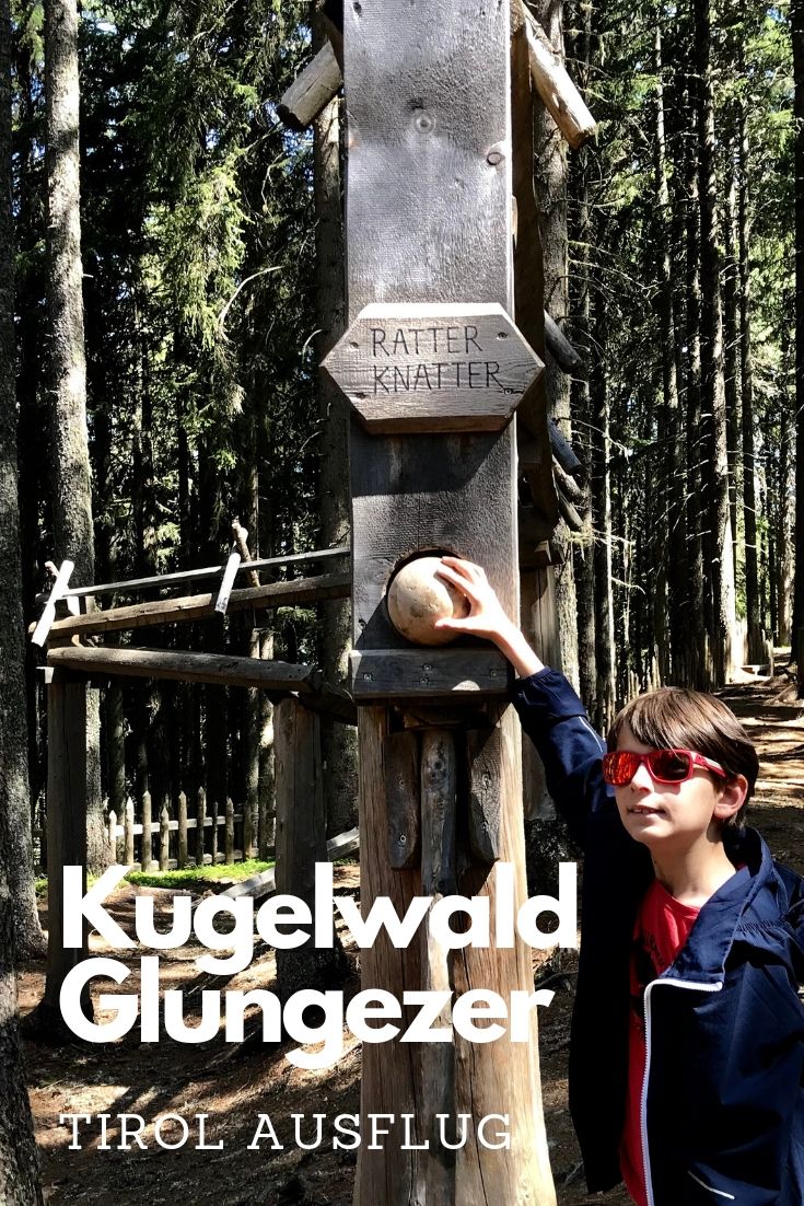 Ein Traum in den Tuxer Alpen für Kinder - der Kugelwald Spielplatz am Glungezer