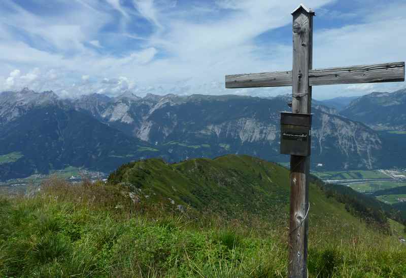 Auf den Gratzenkopf Bike and Hike in den Tuxer Alpen