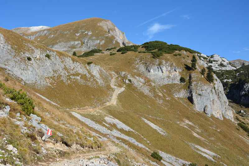 Die Gschöllkopf Wanderung im Rofan, auf dem Weg zur Aussichtsplattform Adlerhorst 