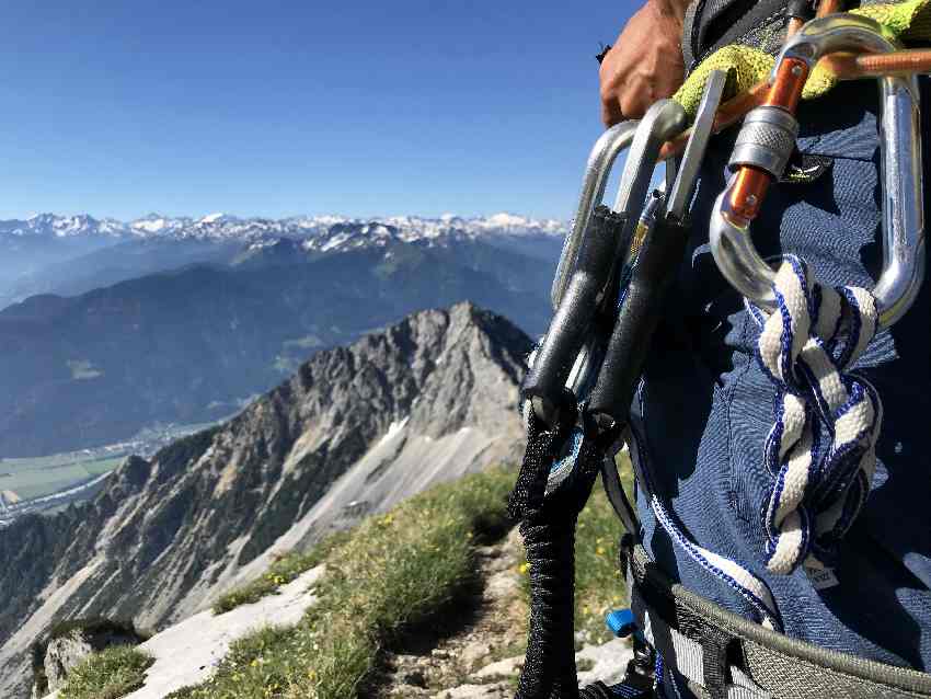 Kurze Rast auf dem Haidachstellwand Klettersteig