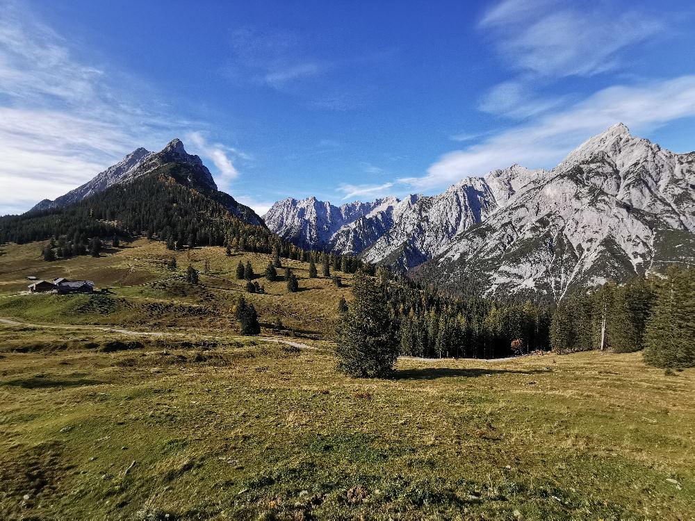 Die Region Hall Wattens mit der schönen Walderalm im Karwendel