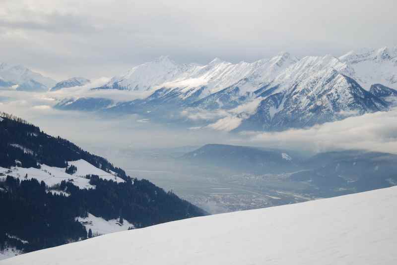 Das ist der Ausblick auf das Karwendel von der Hausstatt in Weerberg