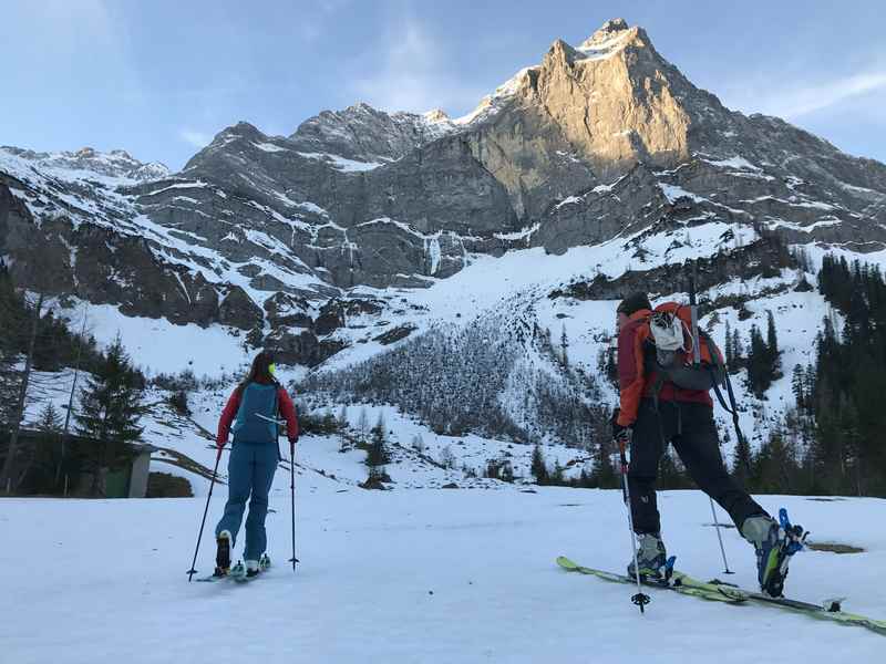 Die wohl bekannteste Skitour Karwendel: Im Frühling am Ahornboden von der Eng auf den Hochglück