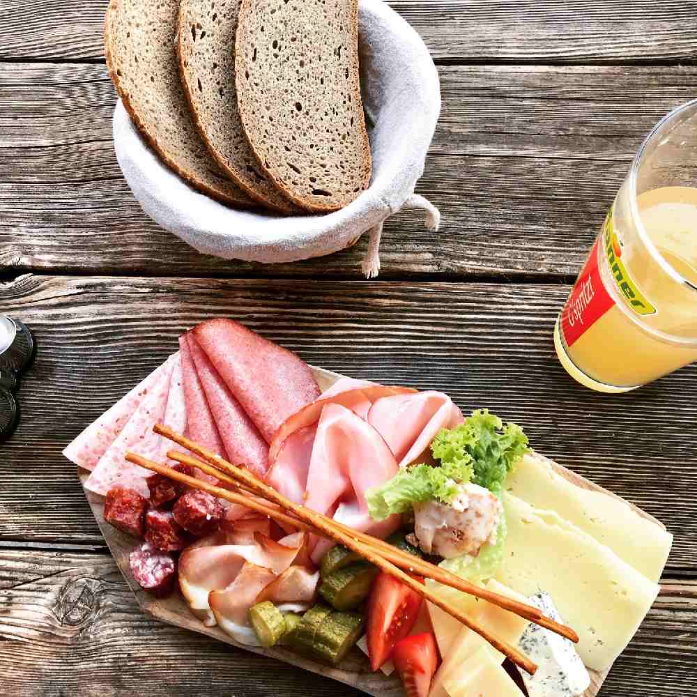 Gut essen und trinken auf den Hütten und Almen im Karwendelgebirge