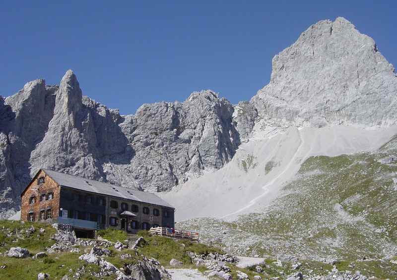 Diese Hütten befinden sich rund um Schwaz in Tirol: Die bekannte Lamsenjochhütte