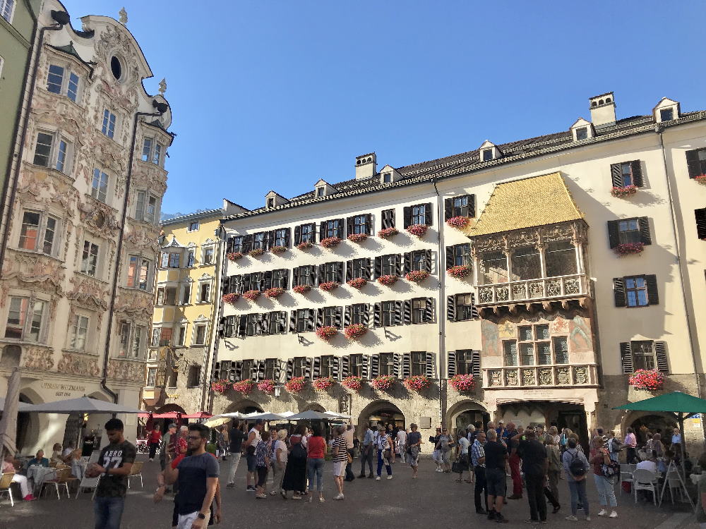 Traumplätze der Alpen: Das Goldene Dachl in Innsbruck