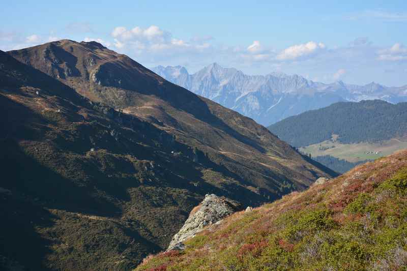 Die typische Landschaft auf der Inntaler Höhenweg Hüttenwanderung