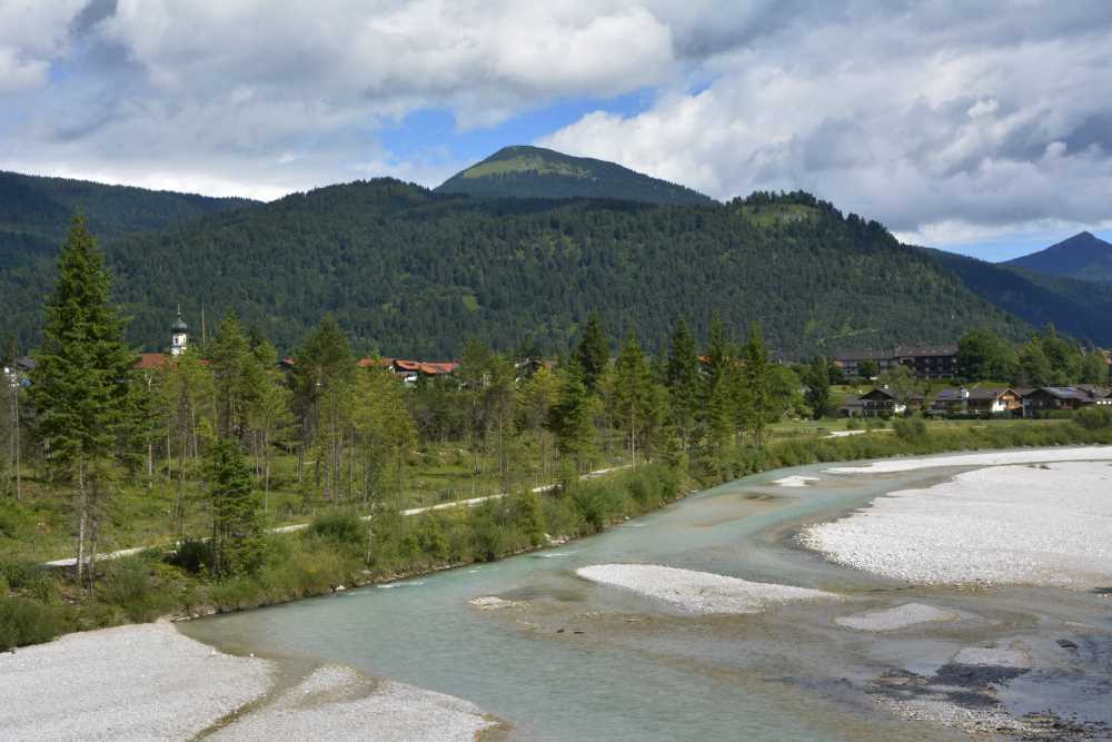 Die Kiesbänke der Isar bei Krün gefallen mir sehr gut