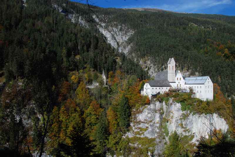 Auf dem Jakobsweg wandern: Für St. Georgenberg sollte man sich genug Zeit nehmen, im Karwendel bei Stans