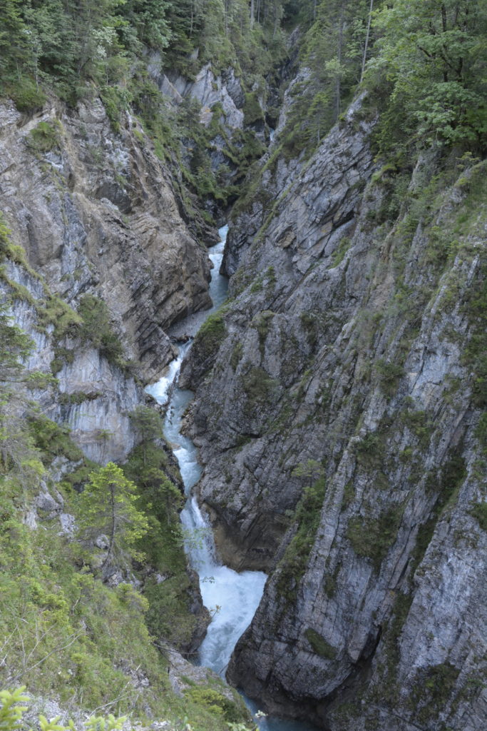 Natur im Rißtal: Der Blick in die Klamm am Eingang ins Johannistal