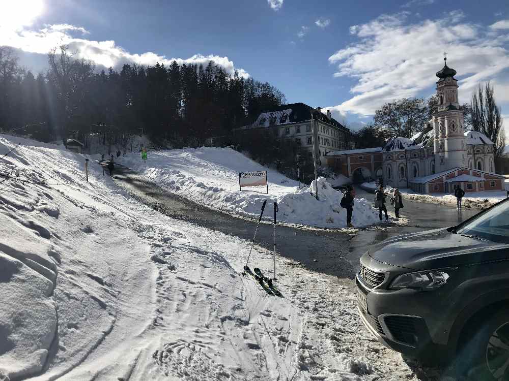 Selten habe ich so einen eindrucksvollen Startpunkt auf meiner Skitour!