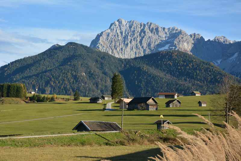 In Klais wandern, bei Mittenwald im Karwendel