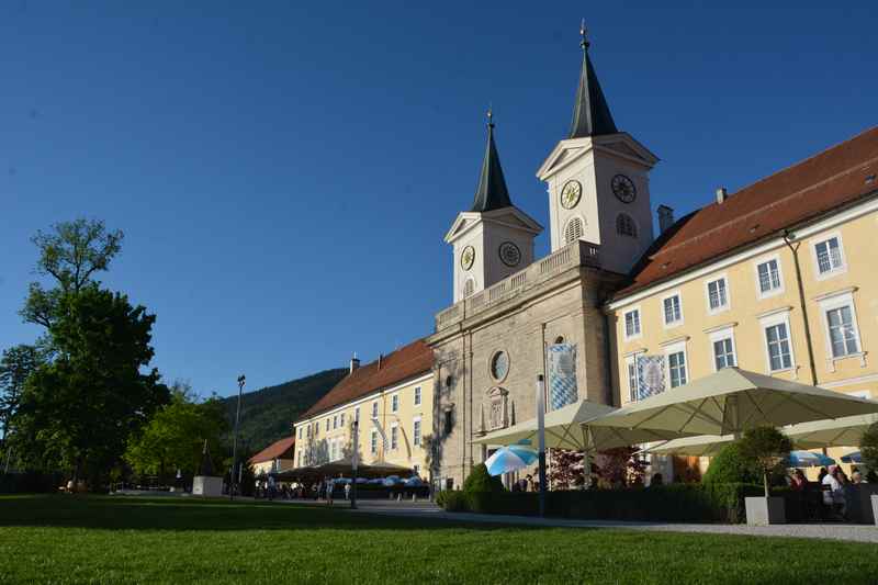 Hier im Kloster Tegernsee ist der Ursprung des Tegernseer Bieres