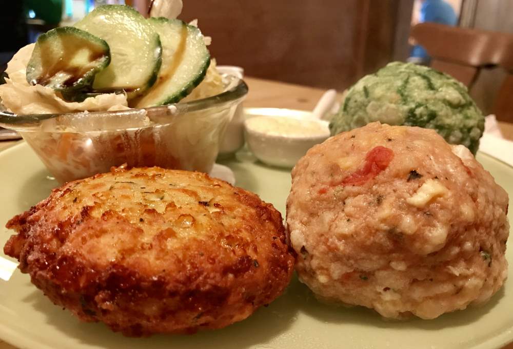 Das sehr gute Knödel - Dreierlei: Mit Spinatknödel, Kaspressknödel und Tomaten-Mozarrella-Knödel