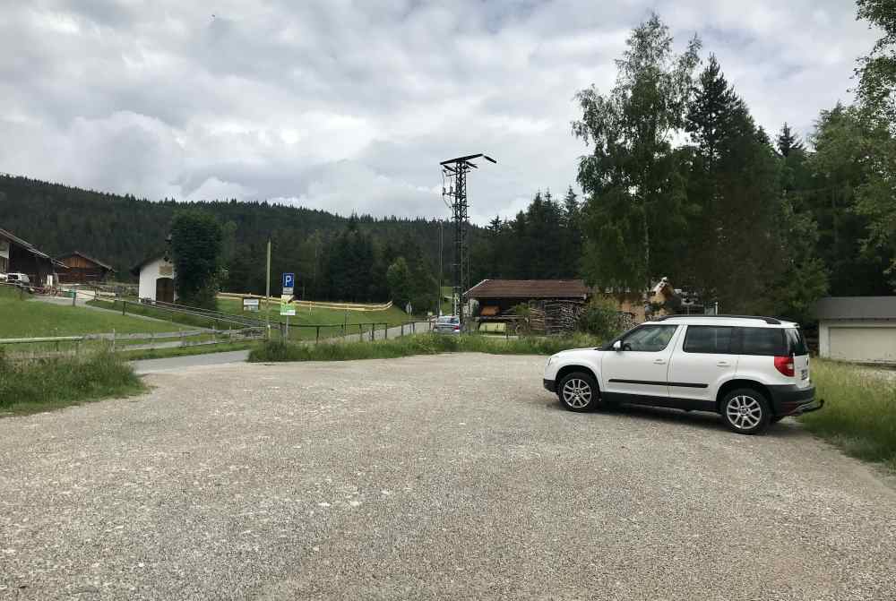 Am Kranzberg parken und die tolle Natur entdecken