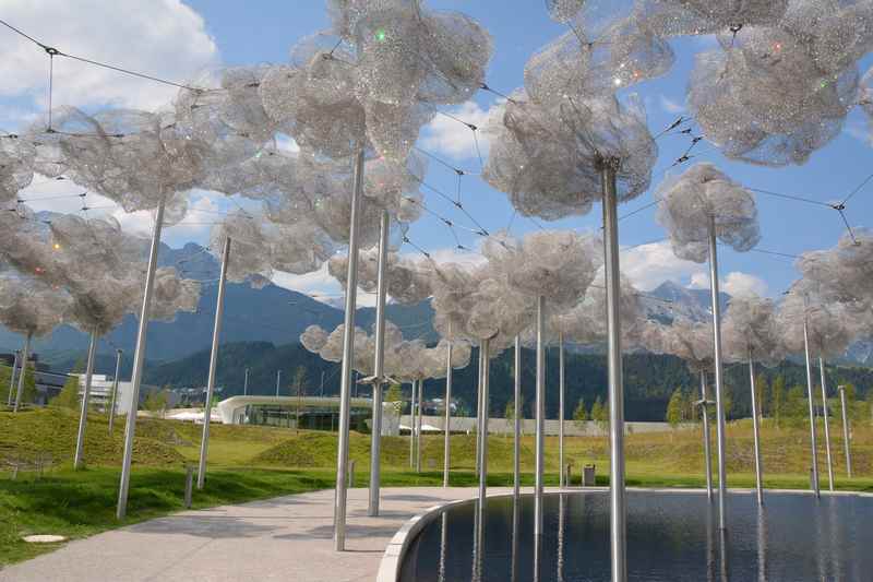 Die wunderschöne Kristallwolke nach dem Umbau in den Kristallwelten in Tirol 