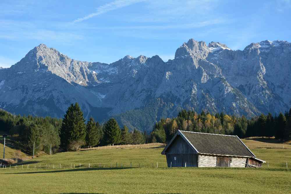 Die schönsten Krün Sehenswürdigkeiten zwischen Karwendel, Wetterstein- und Estergebirge