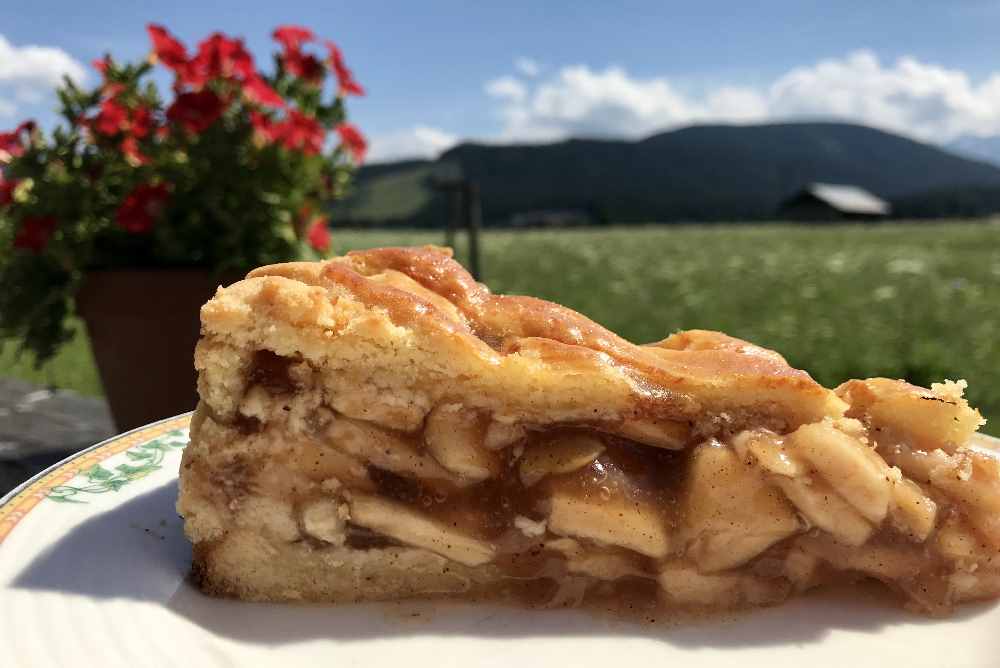 ... und so schön saftig ist der Apfelkuchen.