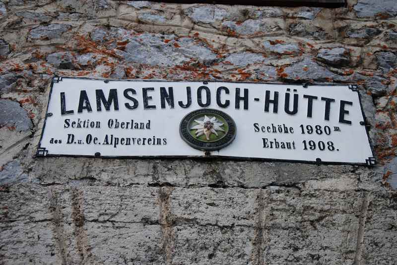 Die Lamsenjochhütte im Karwendel, auf fast 2000 Metern im Naturpark