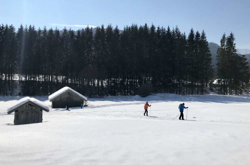 So schön geht es zum Langlaufen in der Urlaubsregion Mittenwald 