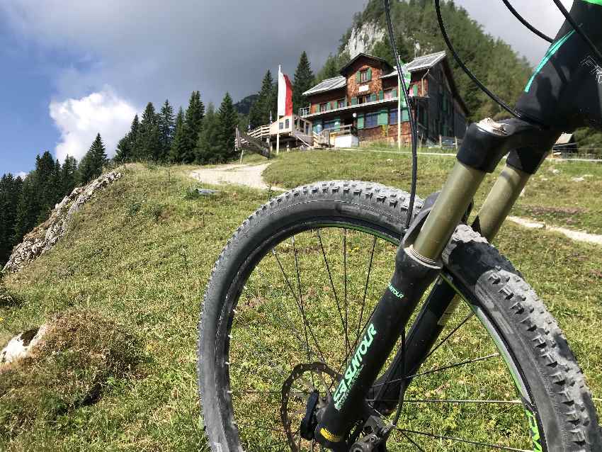 MTB Karwendel - im und rund um das Karwendelgebirge findest du traumhafte MTB Touren. Ich stelle sie hier vor!