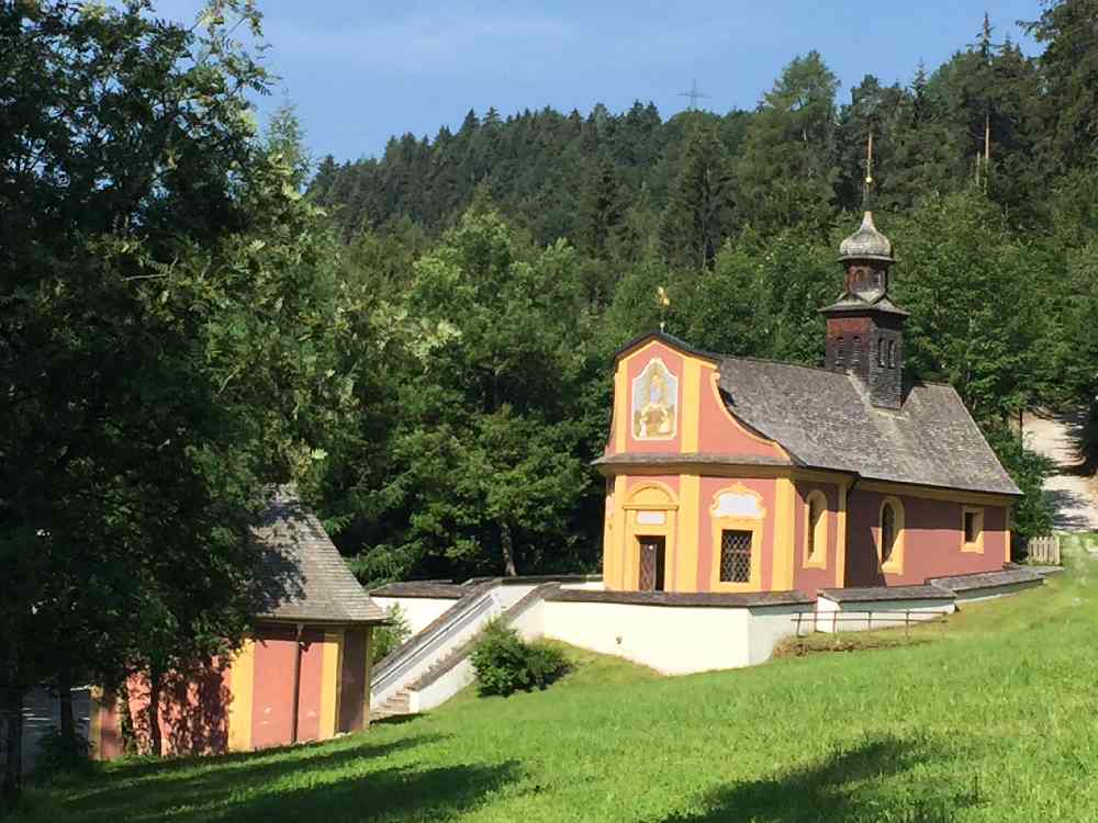 Maria Larch Terfens - bekannter Wallfahrtsort und Heilwasser