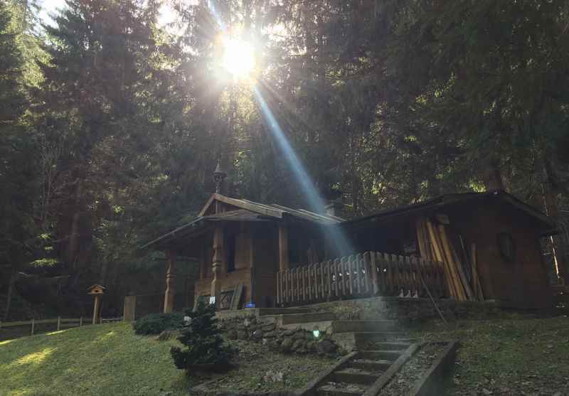 Vor dem Piller Wasserfall erreichen wir das sogenannte Mausawiesl in den Tuxer Alpen