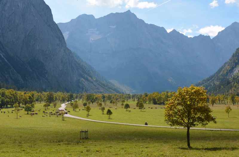  Die Mautstraße Eng führt von Hinterriss über den Großen Ahornboden in die Eng