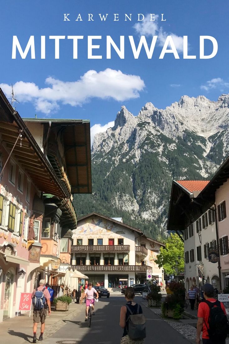 Mittenwald mit dem Karwendel