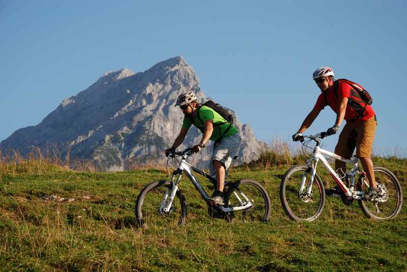 Mountainbiken und hiken im Karwendel