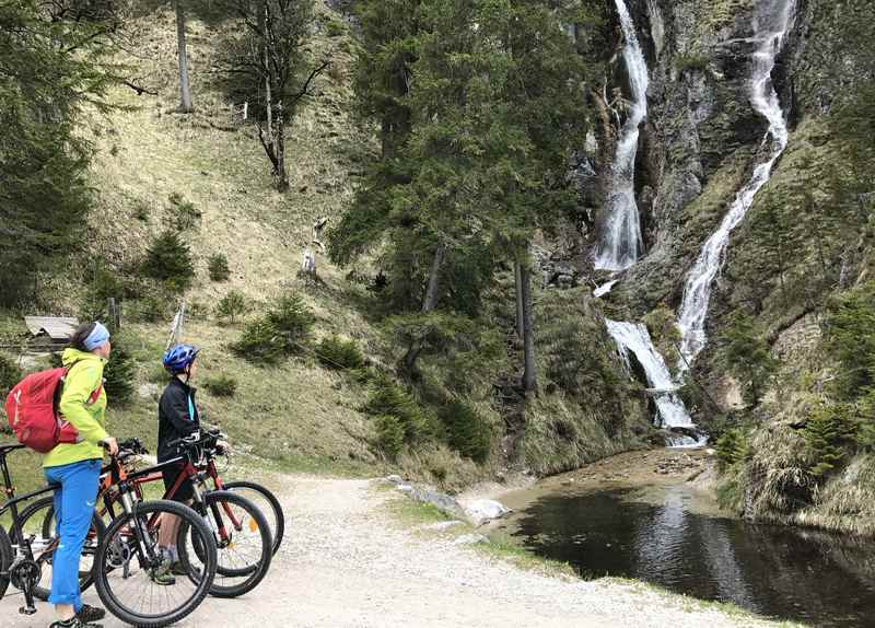 Der Oberautal Wasserfall am Achensee