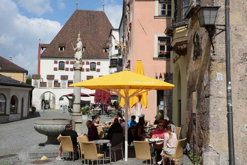 Hall in Tirol Sehenswürdigkeiten: Das Rathaus von Hall in Tirol