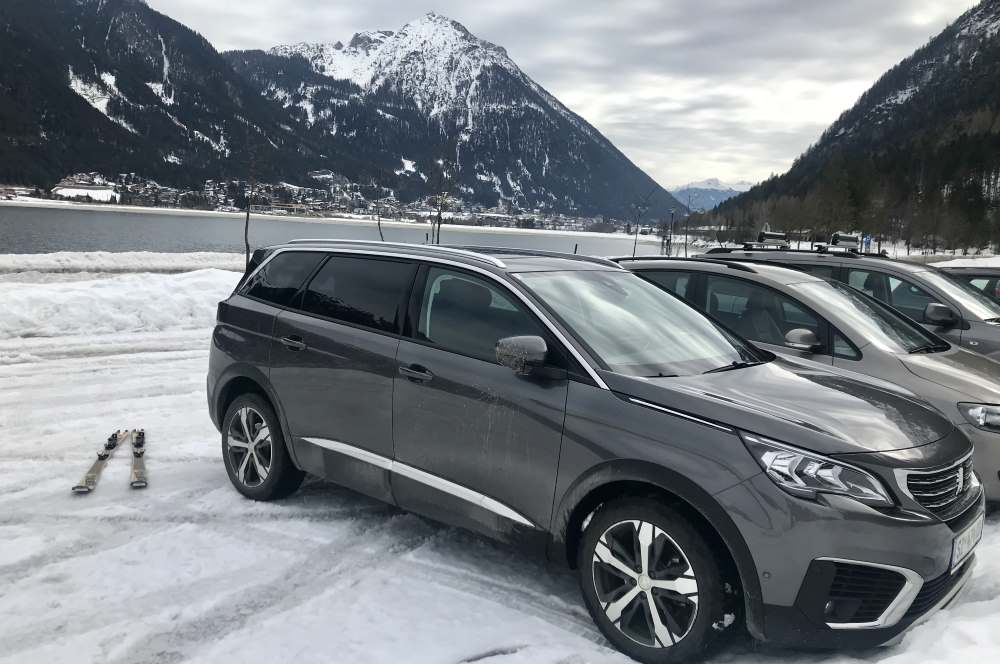 Am Ufer des Achensee parke ich und los geht die Bärenkopf Skitour