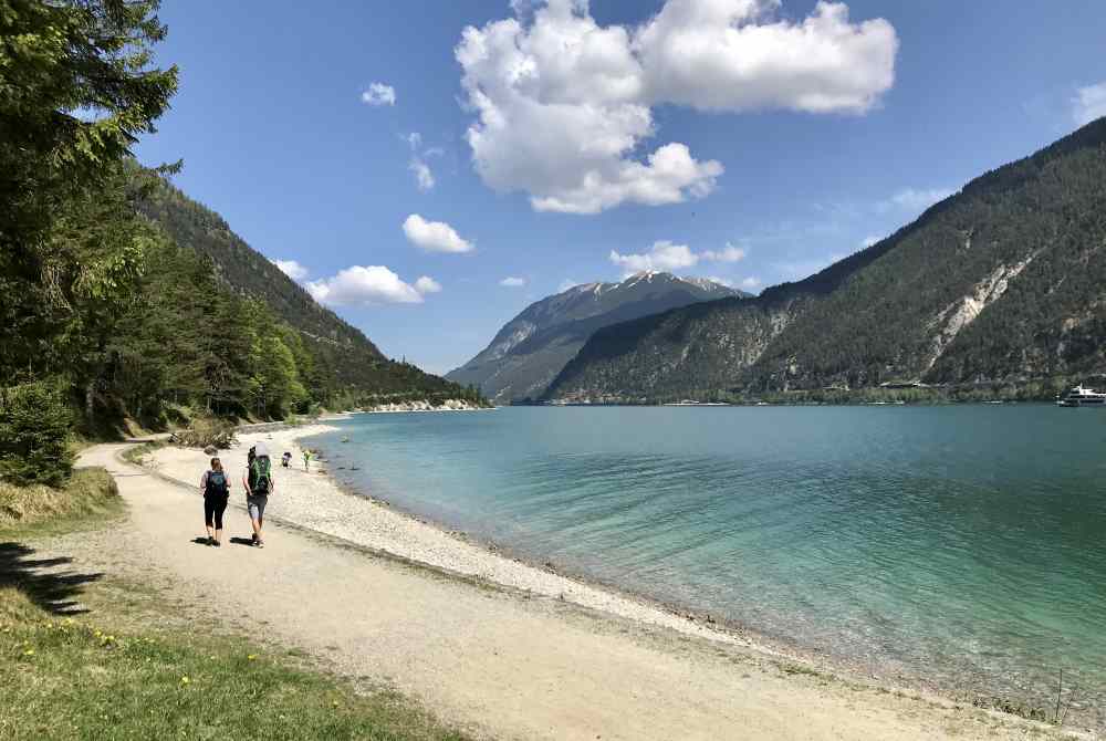 Und das ist der Ausblick bei meiner Pertisau - Wanderung vom Bärenkopf auf den Achensee