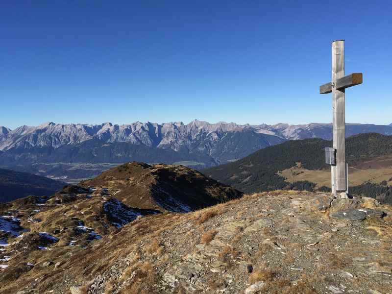 Ab Weerberg auf die Rosslaufspitze wandern, toller Blick auf das Karwendel