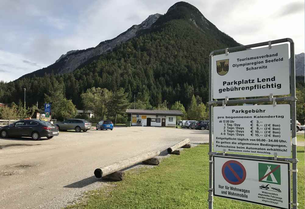 Der offizielle Scharnitz Parkplatz in der Lend 