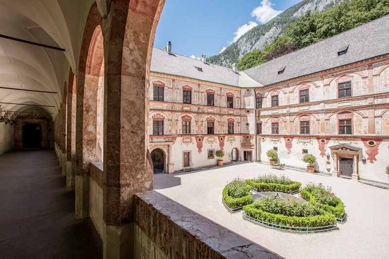 Stans Sehenswürdigkeiten - das Schloss Tratzberg