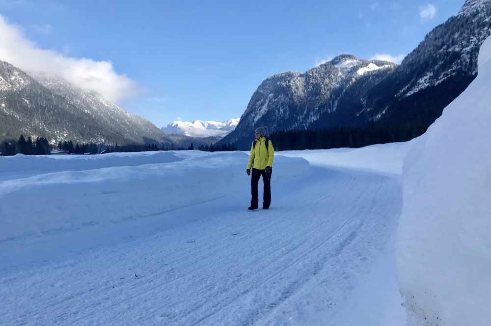 Winterweitwandern Seefeld: Das Hochtal wird breiter und damit der Blick über die Winterlandschaft