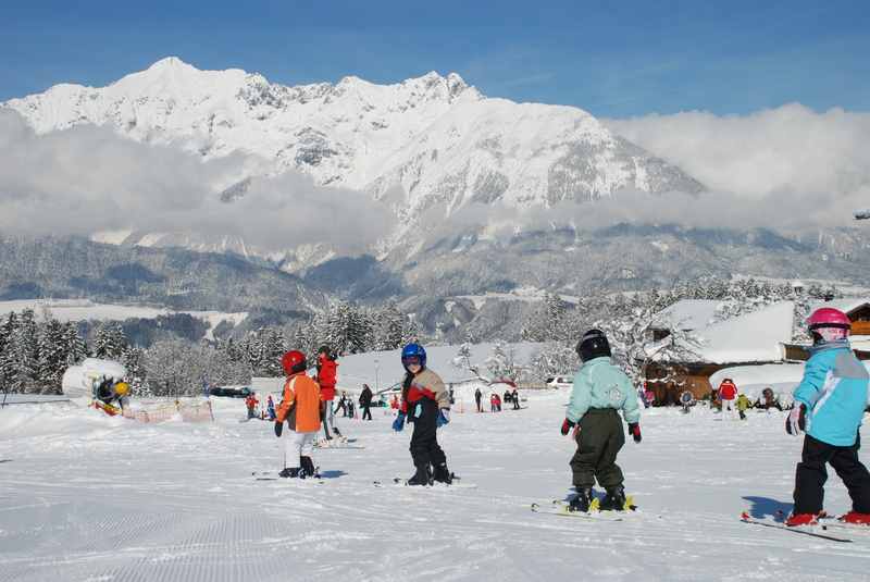 Das ist die Aussicht von der Schwannerlift Skipiste auf das Karwendel - traumhaft oder?