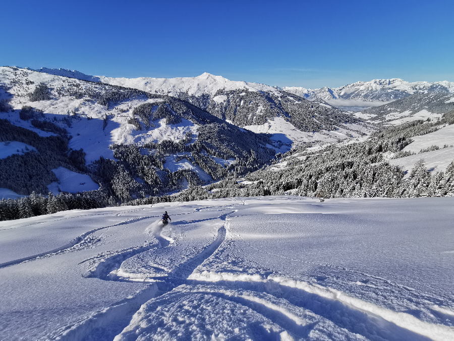 Skitouren Alpbachtal - ein genuß bei Neuschnee!